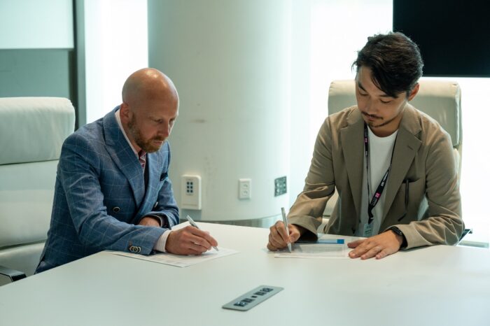 CloudBlue and Wanget Sign Contract